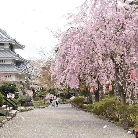 青森伝統芸能を楽しめる繭子の宿 Hachinohe Buitenkant foto